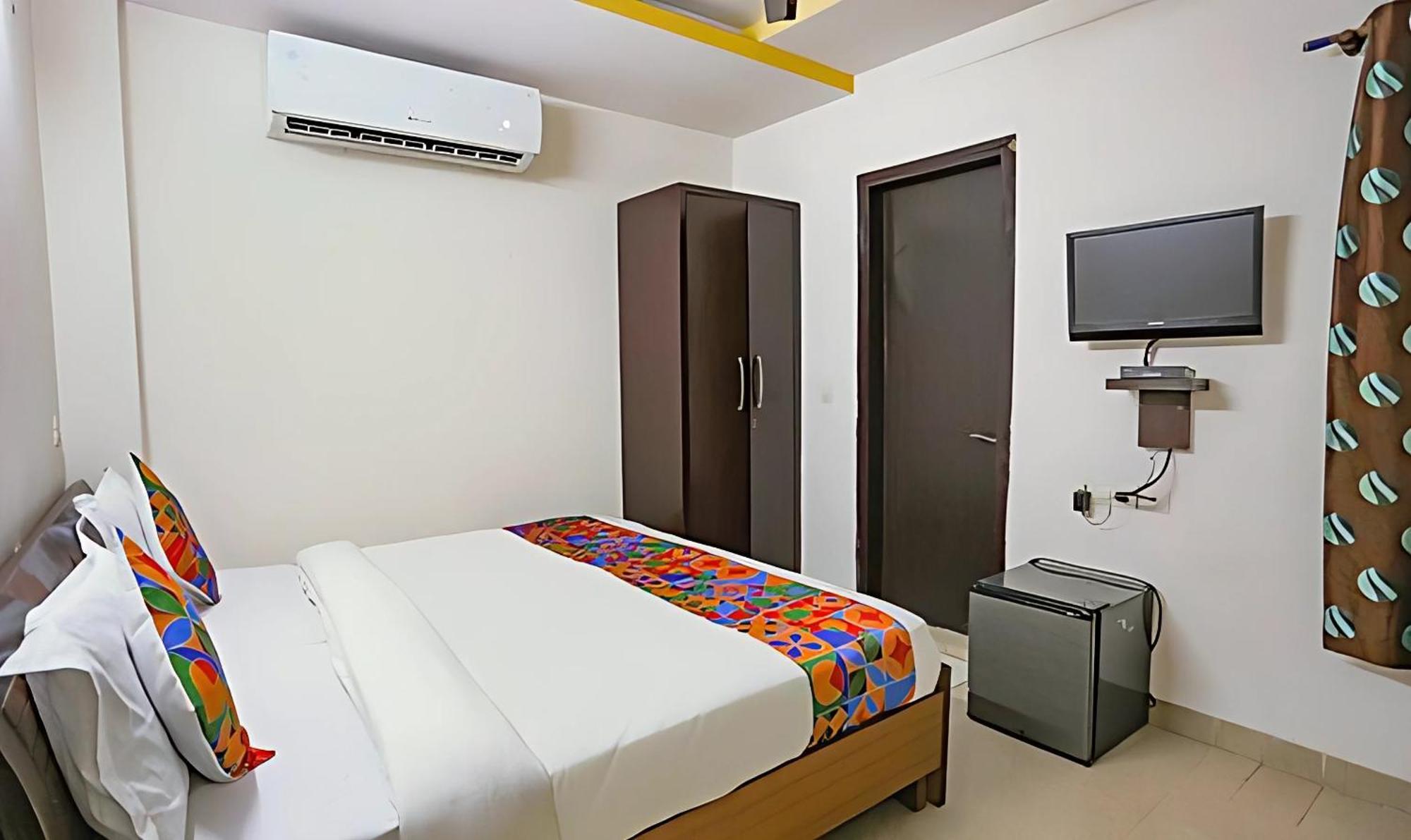 The Eden Hotel Near Okhla New Delhi Exterior photo